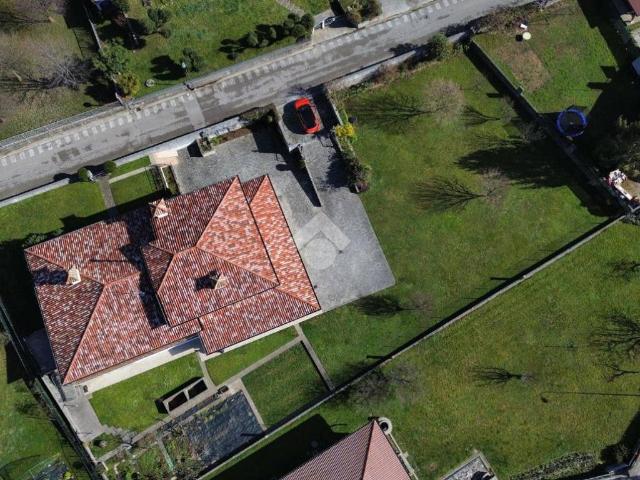 Villa Indipendente in vendita a Ragogna, Friuli-Venezia Giulia