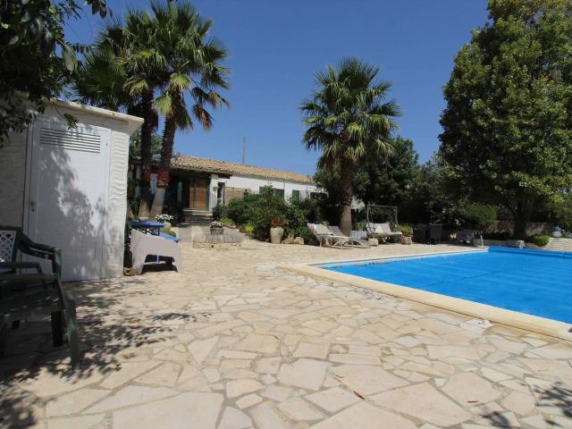 Villa Indipendente in vendita a Ragusa, Sicilia