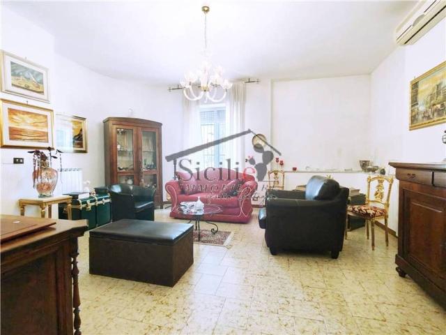 Villa Indipendente in vendita a Ragusa, Sicilia