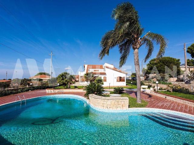 Villa Indipendente in vendita a Villaggio Orchidea, Ragusa