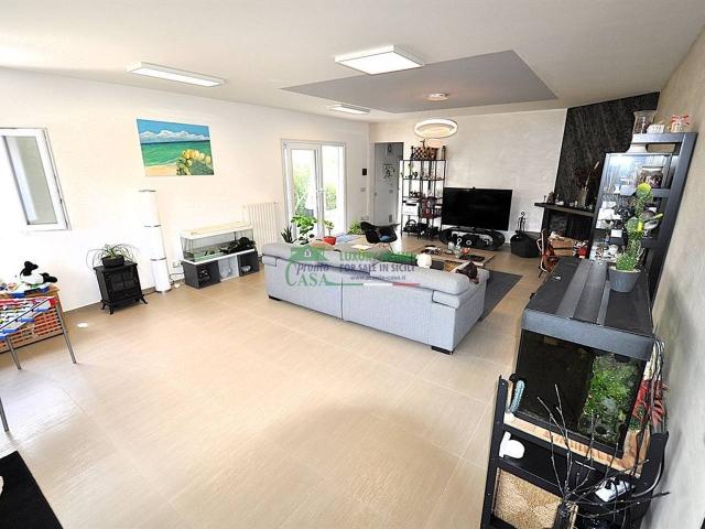 Villa Indipendente in vendita a Gilestra, Ragusa