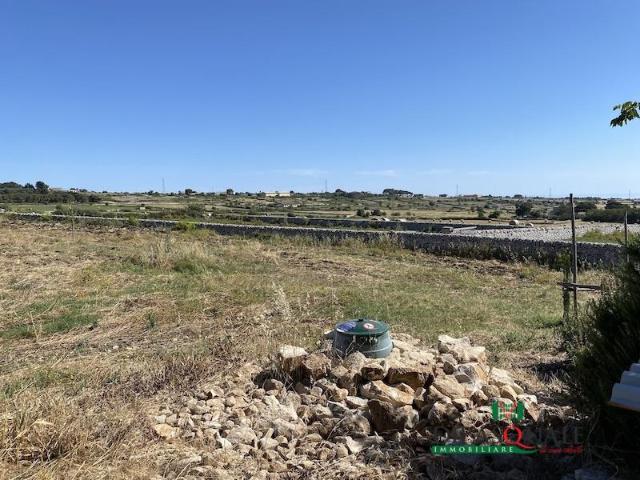 Villa Indipendente in vendita a Cimillà, Ragusa