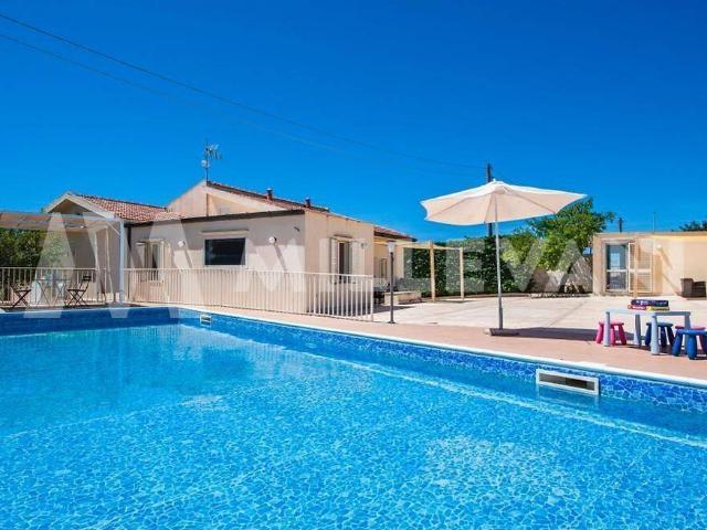 Villa Indipendente in vendita a Castellana Nuova, Ragusa