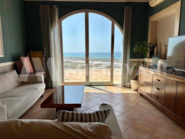 Villa Indipendente in vendita a Castellana Nuova, Ragusa