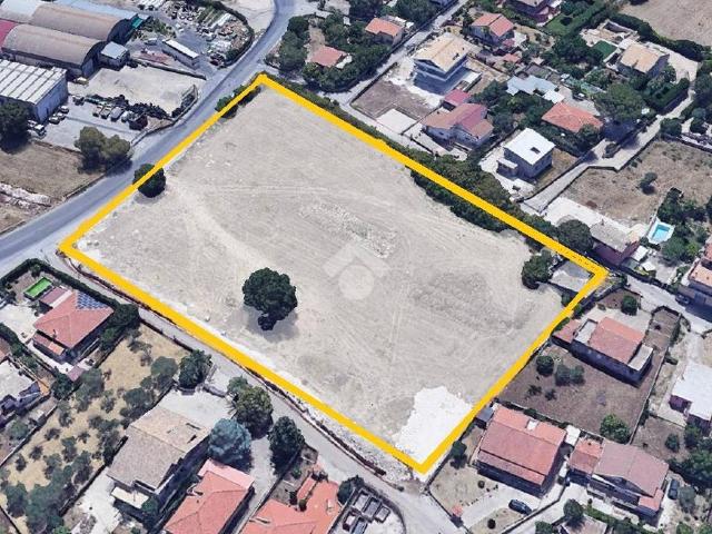 Terreno in vendita a Zona Industriale Seconda Fase, Ragusa