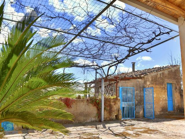 Villa Indipendente in vendita a Ragusa, Sicilia