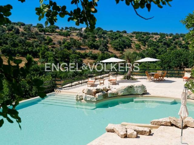 Villa Indipendente in vendita a Gilestra, Ragusa