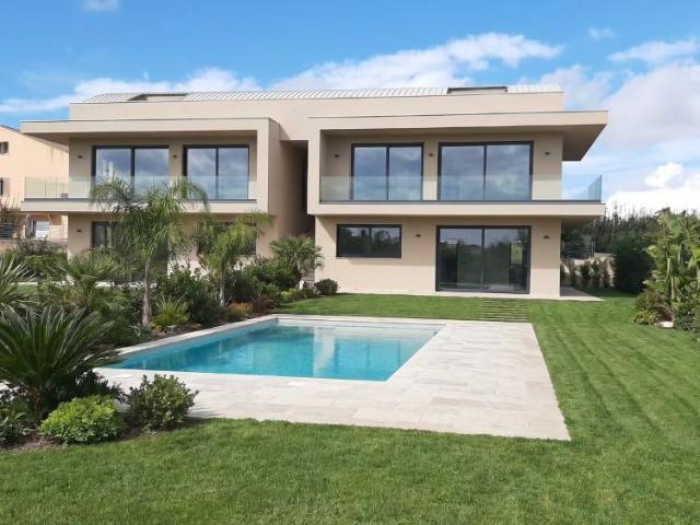 Villa Indipendente in vendita a Ragusa, Sicilia