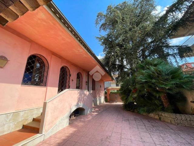 Villa Indipendente in vendita a Pianetti, Ragusa