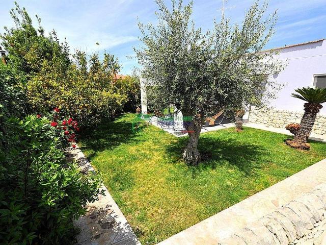 Villa Indipendente in vendita a Gilestra, Ragusa