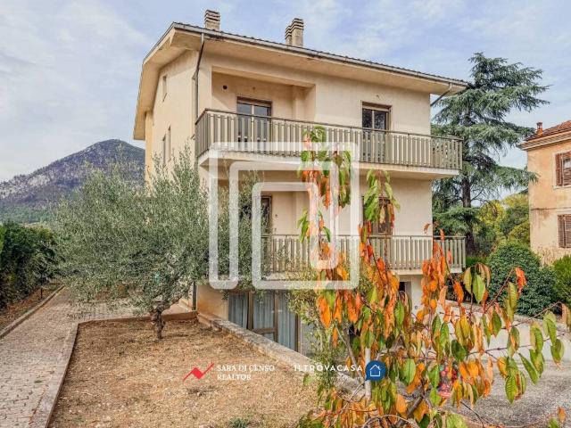 Villa Indipendente in vendita a Unione dei comuni Terre dei Peligni, Raiano
