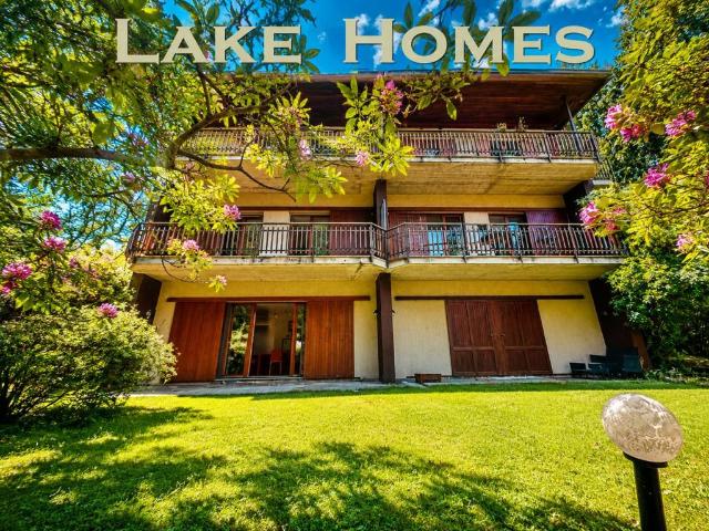 Villa Indipendente in vendita a Ranco, Lombardia