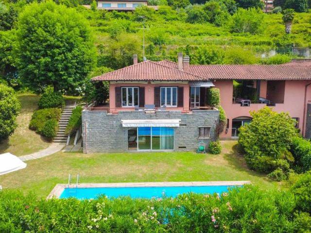 Villa Indipendente in vendita a Varga, Ranco