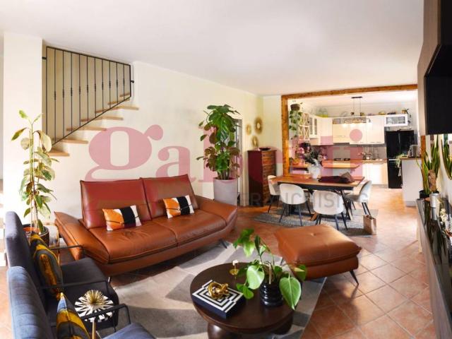 Villa Indipendente in vendita a Dosso - Villaggio Angela Maria, Ranzanico