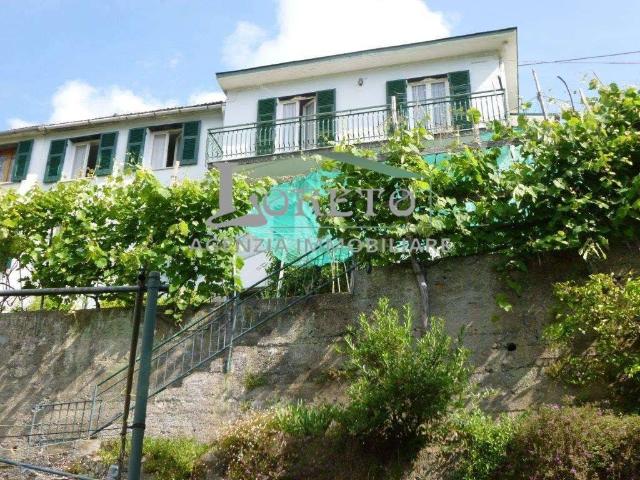 Villa Indipendente in vendita a Rapallo, Liguria