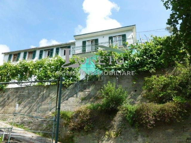 Villa Indipendente in vendita a Rapallo, Liguria