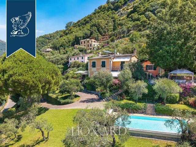 Villa Indipendente in vendita a Rapallo, Liguria