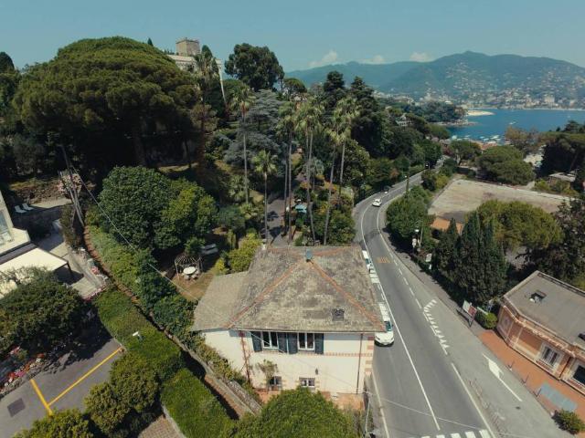 Villa Indipendente in vendita a San Michele di Pagana, Rapallo