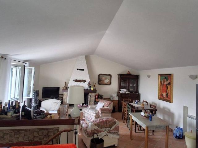 Villa Indipendente in vendita a Rapallo, Liguria