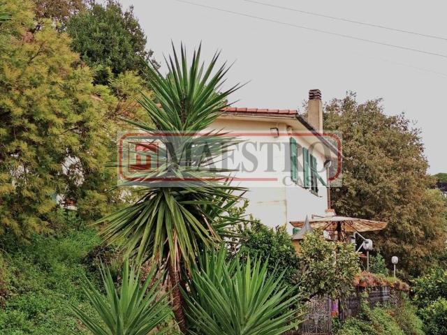 Villa Indipendente in vendita a San Michele di Pagana, Rapallo