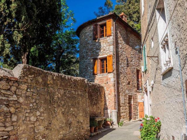 Villa Indipendente in vendita a Rapolano Terme, Toscana