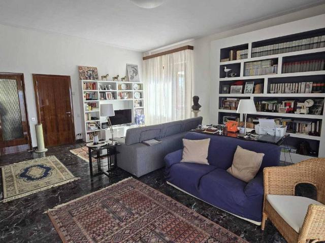 Villa Indipendente in vendita a Rapolano Terme, Toscana
