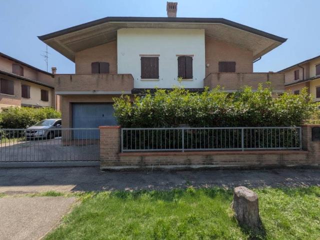 Villa Indipendente in vendita a Unione dei comuni del Sorbara, Ravarino