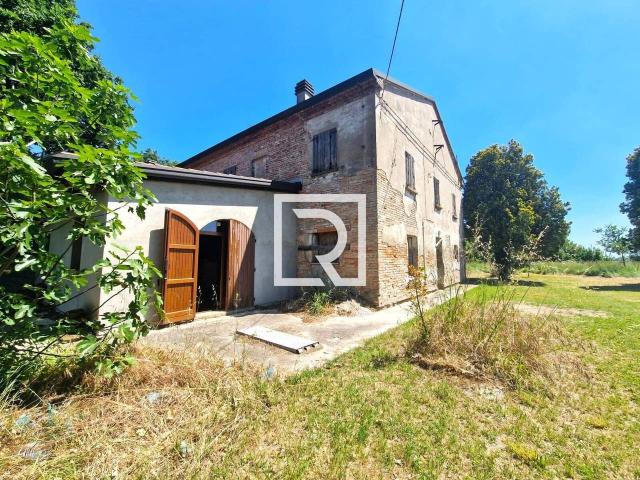 Villa Indipendente in vendita a Ravenna, Reggio Emilia