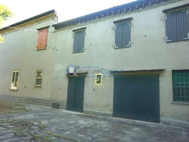 Villa Indipendente in vendita a Ravenna, Reggio Emilia