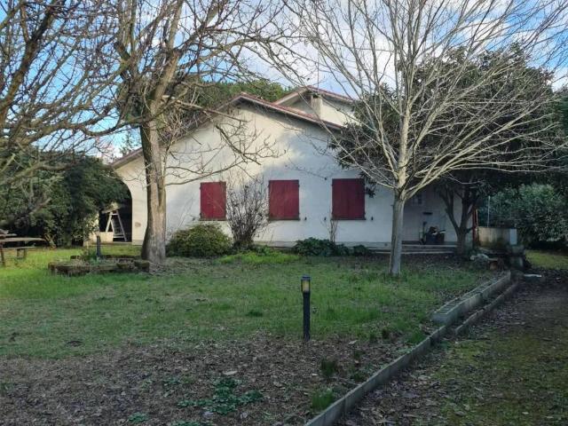 Villa Indipendente in vendita a Ravenna, Reggio Emilia