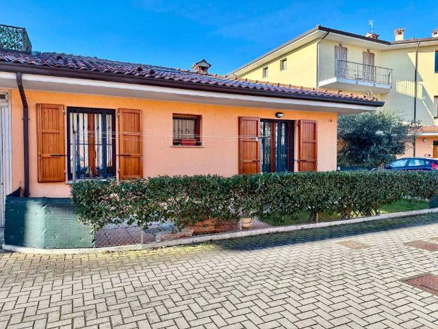 Villa Indipendente in vendita a Ravenna, Reggio Emilia