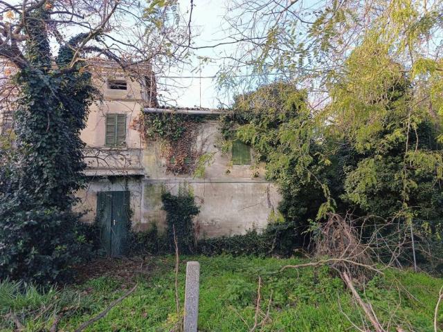 Villa Indipendente in vendita a Ravenna, Reggio Emilia
