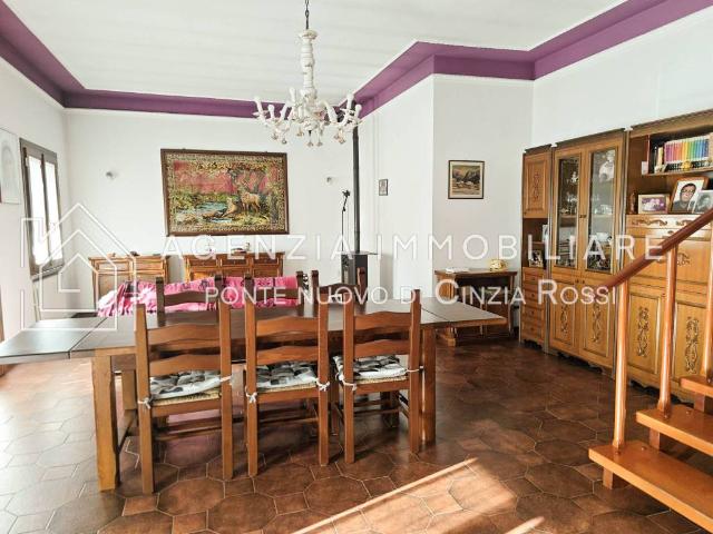 Villa Indipendente in vendita a Ravenna, Reggio Emilia