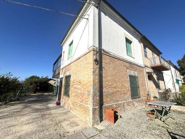 Villa Indipendente in vendita a Unione di Comuni della Romagna Forlivese, Ravenna