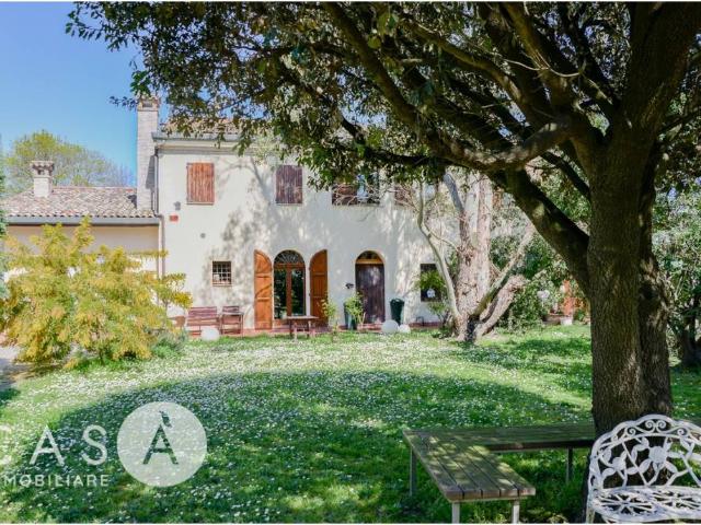 Villa Indipendente in vendita a Ravenna, Reggio Emilia