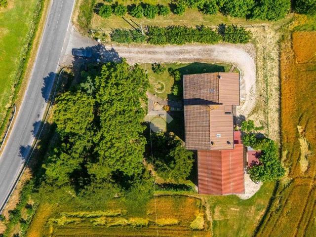 Villa Indipendente in vendita a Ducenta, Ravenna