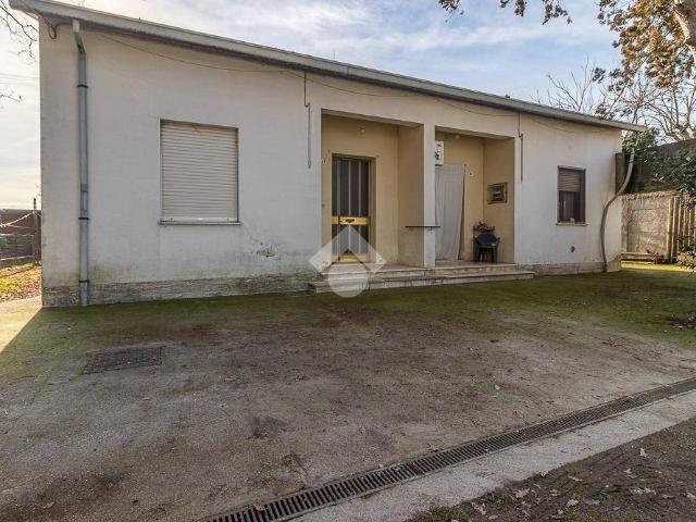 Villa Indipendente in vendita a Ravenna, Reggio Emilia