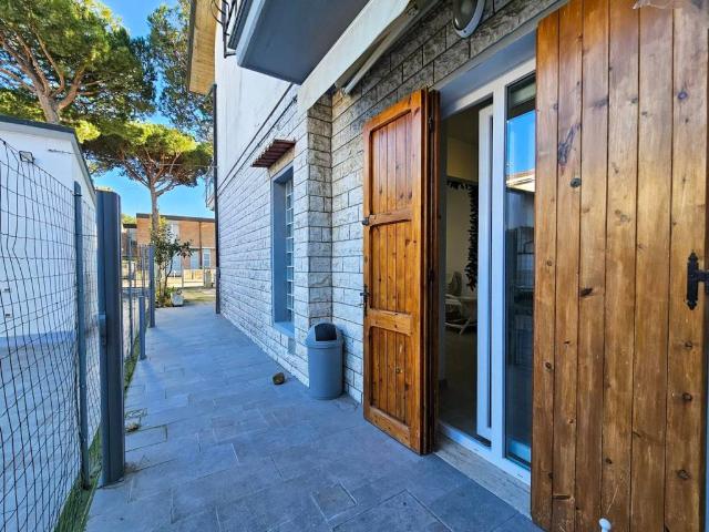 Villa Indipendente in vendita a Punta Marina Terme, Ravenna