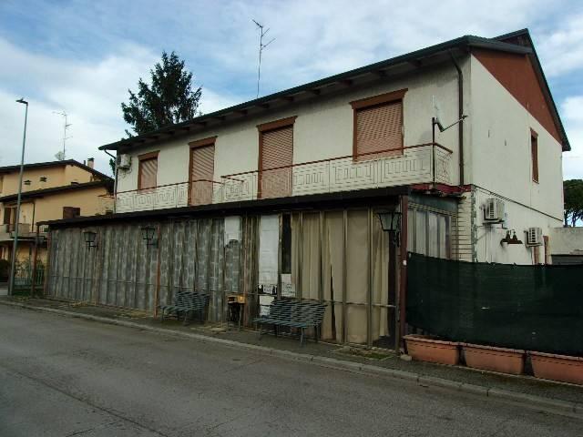 Villa Indipendente in vendita a Ravenna, Reggio Emilia