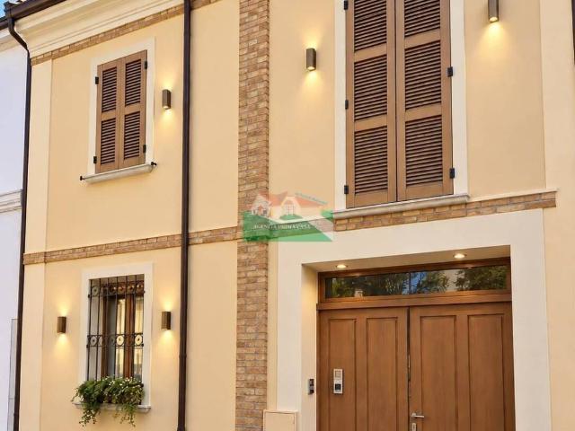 Villa Indipendente in vendita a Galilei, Ravenna