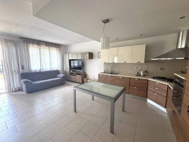 Villa Indipendente in vendita a Ravenna, Reggio Emilia