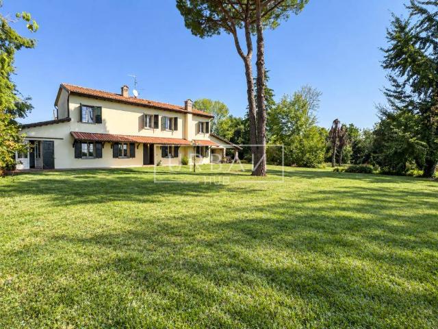 Villa Indipendente in vendita a Ducenta, Ravenna