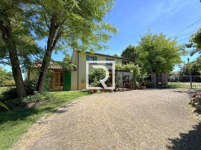 Villa Indipendente in vendita a Ravenna, Reggio Emilia