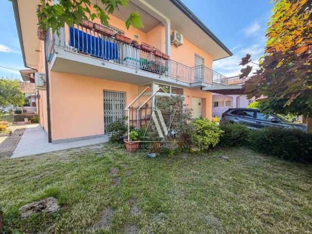 Villa Indipendente in vendita a Ravenna, Reggio Emilia