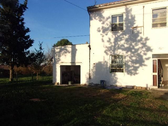 Villa Indipendente in vendita a Ravenna, Reggio Emilia