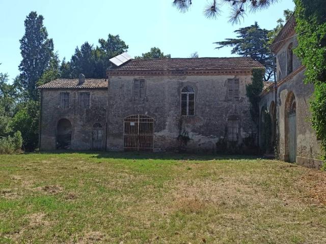 Villa Indipendente in vendita a Ravenna, Reggio Emilia