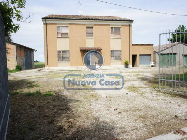 Villa Indipendente in vendita a Ravenna, Reggio Emilia