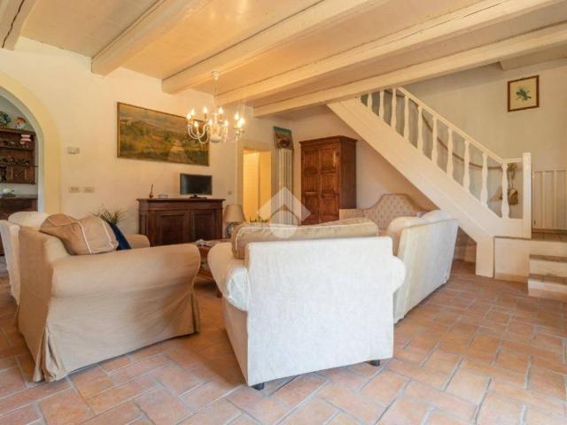 Villa Indipendente in vendita a Ravenna, Reggio Emilia