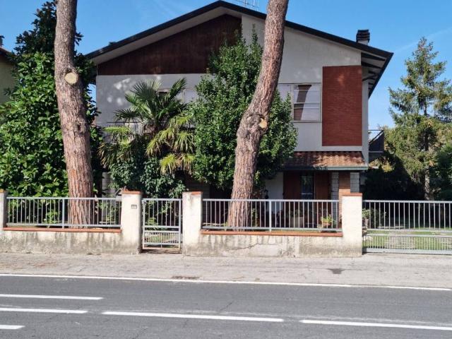 Villa Indipendente in vendita a Savio di Ravenna, Ravenna