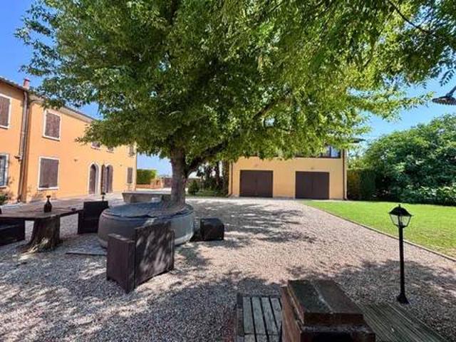 Villa Indipendente in vendita a San Pancrazio, Russi